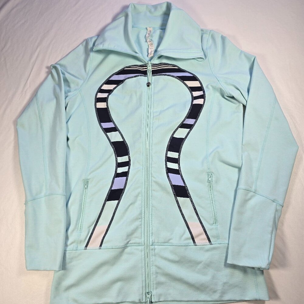 Lululemon Athletica Light Blue Patterned Full‑Zip Jacket – Size 10